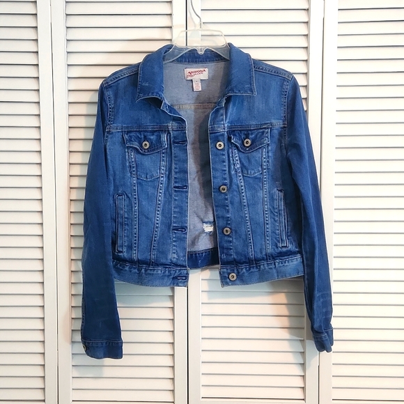 Arizona Cropped Jean Jacket - Picture 2 of 6